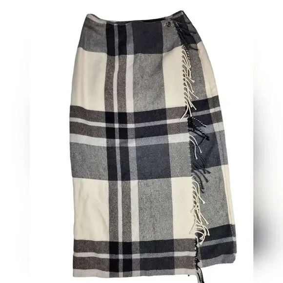 Flannel wool blend wrap skirt with fringe 10 - Picture 1 of 6